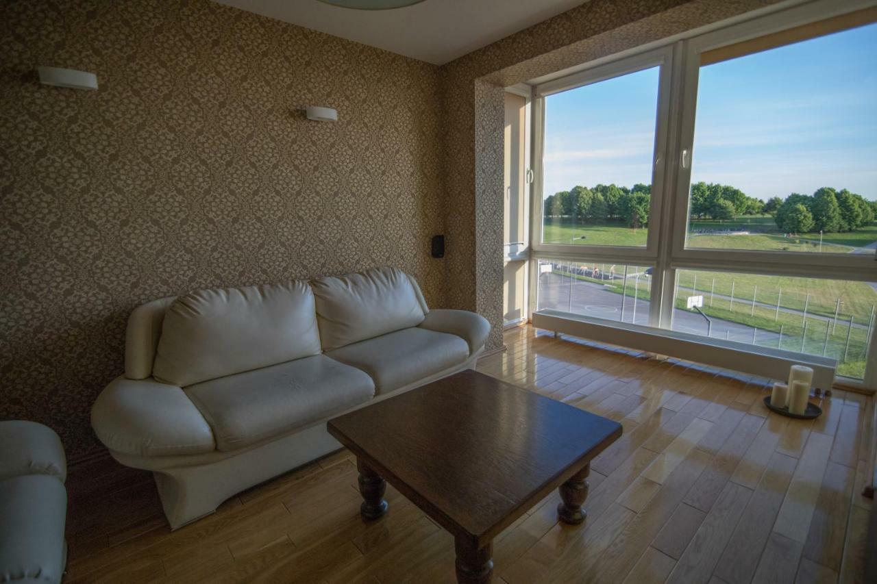 Cozy Apartment With A Wonderful Lake View Telšiai 외부 사진